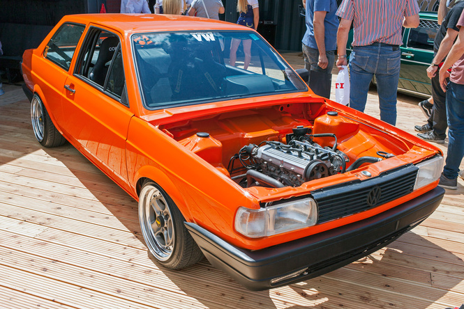 Самые безумные машины фестиваля GTI Treffen Самые безумные машины фестиваля GTI Treffen