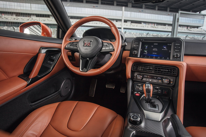 Nissan GT-R: Годзилла возвращается Nissan GT-R: Годзилла возвращается