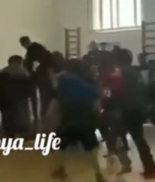 В Чечне чемпионат по вольной борьбе перерос в массовую драку (видео)