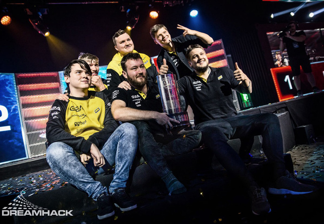 Na’Vi — чемпионы DreamHack Winter по CS: GO + лучшие моменты Na’Vi — чемпионы DreamHack Winter по CS: GO + лучшие моменты