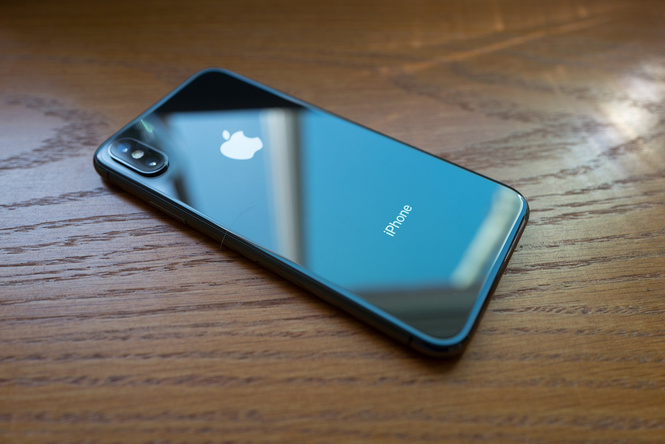 Apple снимет с производства iPhone, а всех владельцев сожжет заживо (история одного заголовка) Apple снимет с производства iPhone, а всех владельцев сожжет заживо (история одного заголовка)