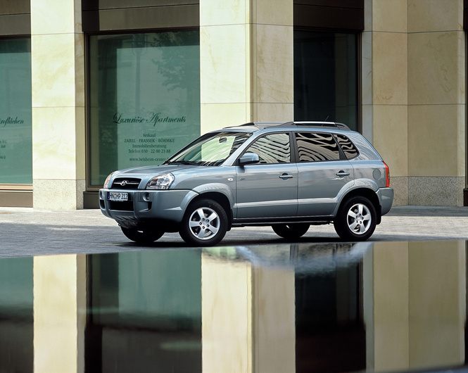 Hyundai Tucson 1-го поколения Hyundai Tucson 1-го поколения