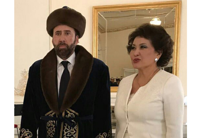 5 звезд, выступавших перед диктаторами, и как им (звездам, а не диктаторам) за это влетело 5 звезд, выступавших перед диктаторами, и как им (звездам, а не диктаторам) за это влетело