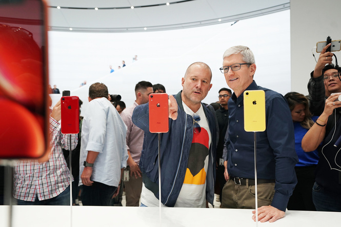 Apple представила новые смартфоны и часы Apple представила новые смартфоны и часы