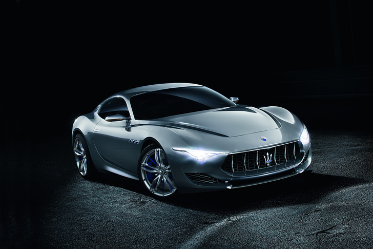 Новый концепт Maserati - машина, в которой можно курить на большом ходу