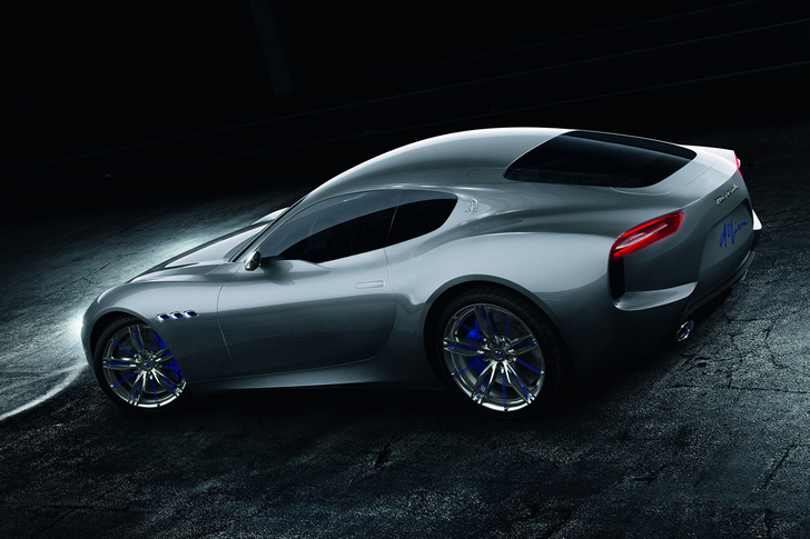 Новый концепт Maserati - машина, в которой можно курить на большом ходу