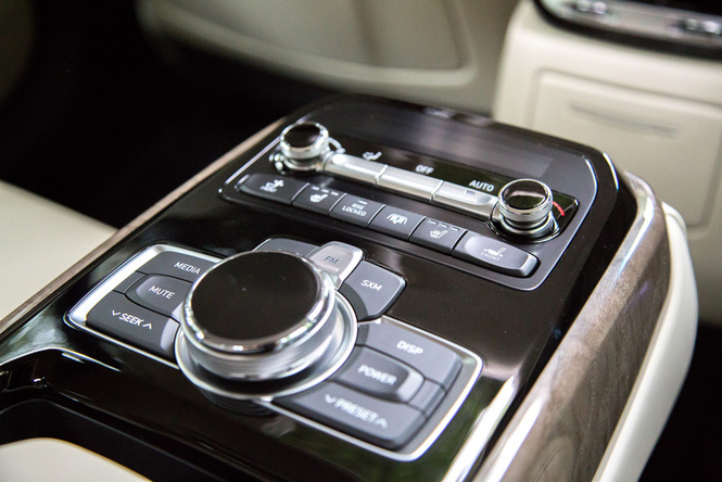 Кореец, к которому мы не были готовы: Genesis G90 Кореец, к которому мы не были готовы: Genesis G90