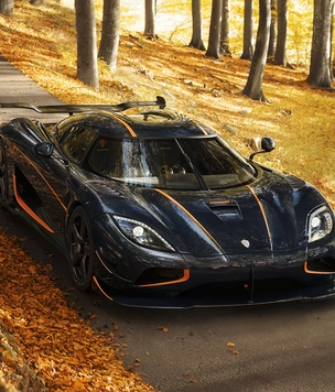 Гиперкар Koenigsegg Agera RS превысил 450 км/ч на обычной дороге. ВИДЕО!