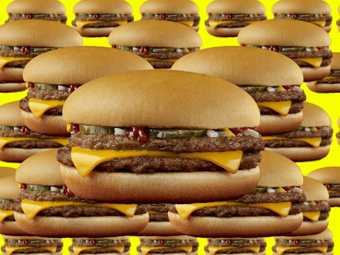 McDonald’s начнёт использовать свежее мясо в бургерах McDonald’s начнёт использовать свежее мясо в бургерах