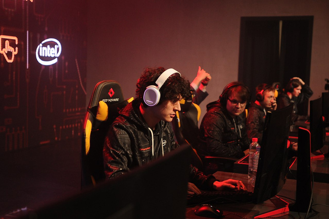 В Москве прошёл финал киберспортивного реалити-шоу по Dota 2 В Москве прошёл финал киберспортивного реалити-шоу по Dota 2