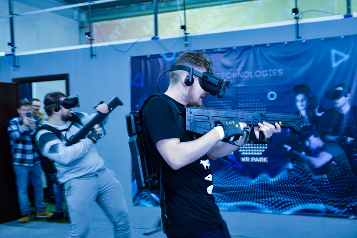 From Z to Infinity: в Москве открылся первый виртуальный парк полного погружения Z8