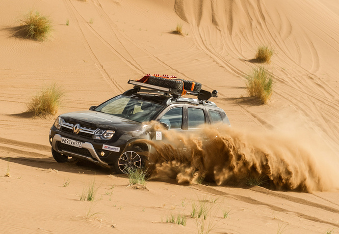 Renault Duster: до Сахары подбросишь? Renault Duster: до Сахары подбросишь?
