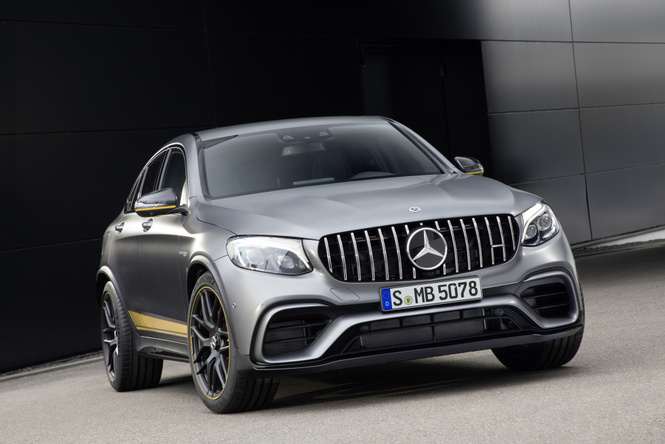 Mercedes-AMG представила самые быстрые кроссоверы в мире Mercedes-AMG представила самые быстрые кроссоверы в мире