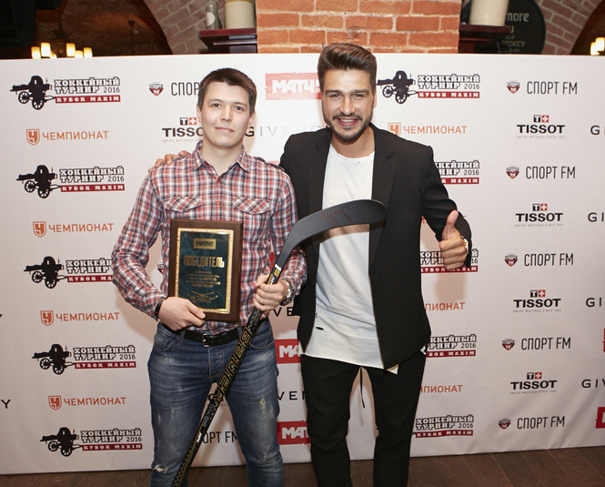 Состоялся шестой ежегодный хоккейный турнир на Кубок MAXIM Состоялся шестой ежегодный хоккейный турнир на Кубок MAXIM