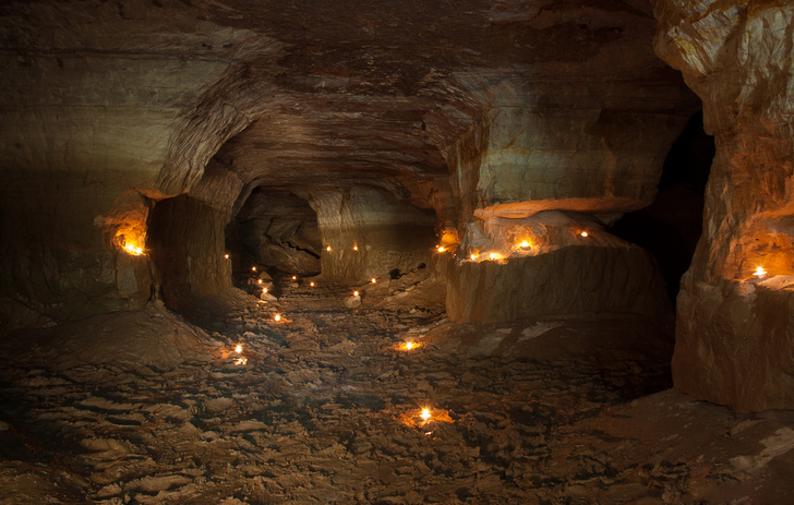 Саблинские пещеры в Ленинградской области