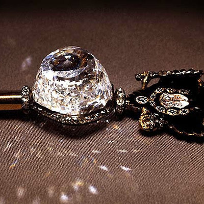 5 самых смертоносных бриллиантов в истории 5 самых смертоносных бриллиантов в истории