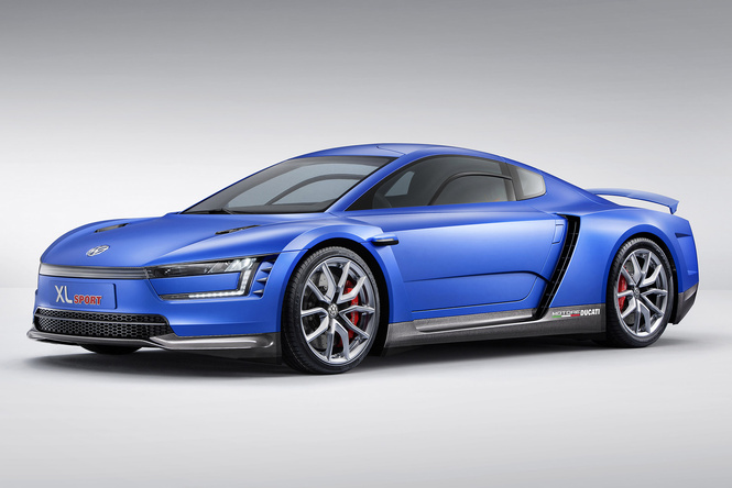 Автомобильная мутация. Volkswagen XL Sport — результат скрещивания экомобиля и мотоцикла Автомобильная мутация. Volkswagen XL Sport — результат скрещивания экомобиля и мотоцикла