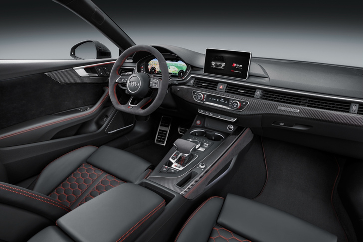 Отвечаем на главные вопросы об Audi RS 5 Coupe