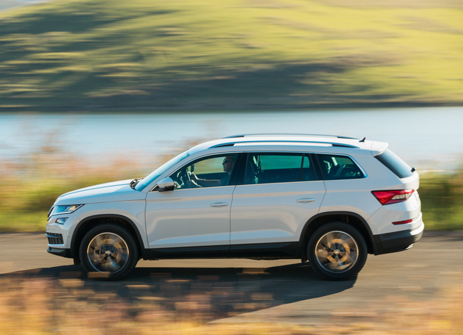 Чехи совместили понятия «Skoda» и «семиместный кроссовер» Чехи совместили понятия «Skoda» и «семиместный кроссовер»