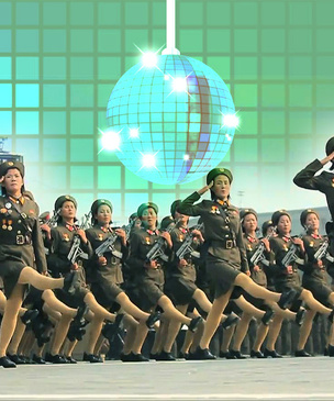 Незабываемо смехотворное зрелище: армия Северной Кореи марширует под Bee Gees