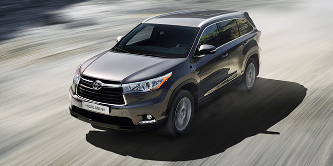 Toyota Highlander: харизматичное авто с кожаным рулем с подогревом и защитой от барсеточников Toyota Highlander: харизматичное авто с кожаным рулем с подогревом и защитой от барсеточников
