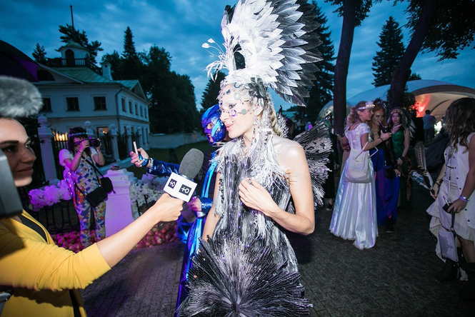 Все красотки вечеринки Midsummer Night’s Dream в одном фотоотчете Все красотки вечеринки Midsummer Night’s Dream в одном фотоотчете