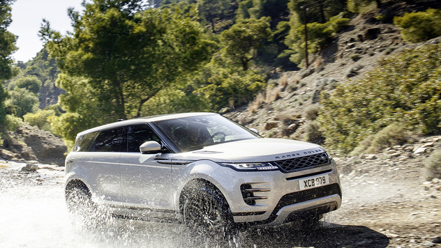 Новый Range Rover Evoque стал копией супермодного «Велара»