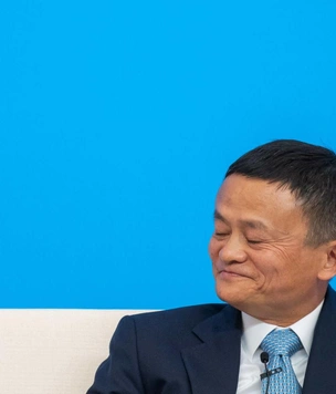 Основатель Alibaba Джек Ма заявил, что работать много — хорошо для карьеры