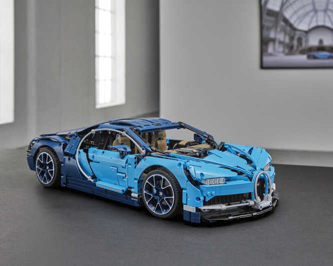 LEGO сделали Bugatti Chiron! Из кубиков, разумеется, не настоящую, это же LEGO LEGO сделали Bugatti Chiron! Из кубиков, разумеется, не настоящую, это же LEGO