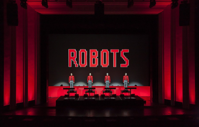 На Kraftwerk с крипто-билетом На Kraftwerk с крипто-билетом