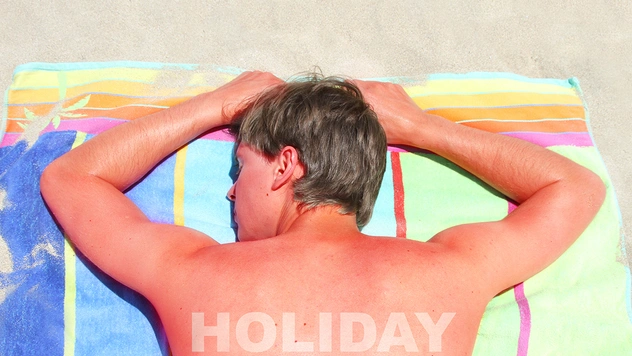 Защитный инвентарь: пять солнцезащитных спреев этого лета