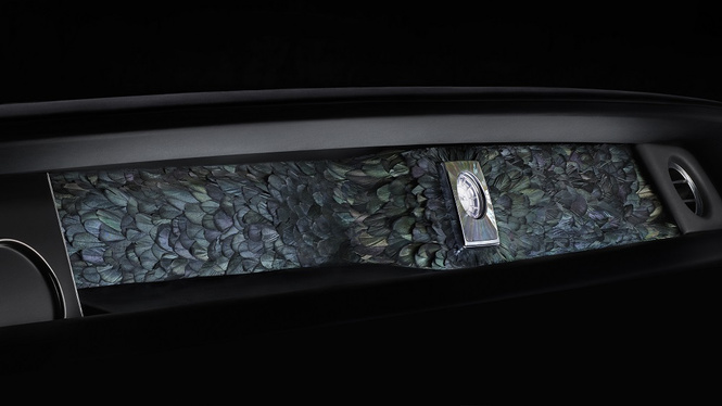 Rolls-Royce Phantom VIII: представлен самый роскошный автомобиль от начала времен Rolls-Royce Phantom VIII: представлен самый роскошный автомобиль от начала времен