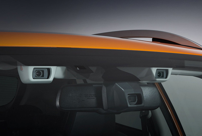 Вместе с новым Subaru XV в Россию приедет система безопасности EyeSight Вместе с новым Subaru XV в Россию приедет система безопасности EyeSight