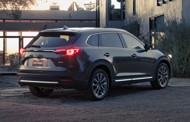 Гигант Mazda CX-9 едет в Россию: цена уже объявлена Гигант Mazda CX-9 едет в Россию: цена уже объявлена