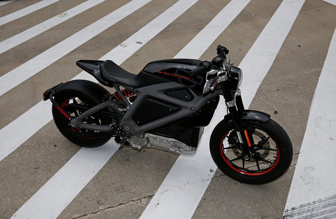 Harley-Davidson готовит к выпуску электрочопперы, и они будут беззвучными Harley-Davidson готовит к выпуску электрочопперы, и они будут беззвучными