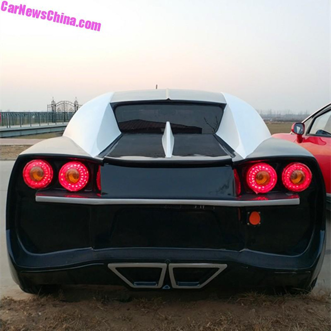 Китайцы сделали копию Bugatti! И ее можно купить всего за 300 тысяч рублей! Китайцы сделали копию Bugatti! И ее можно купить всего за 300 тысяч рублей!