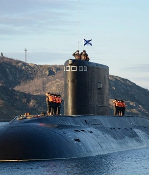 Раскрыта зарплата командира российской подлодки