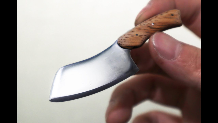 Как сделать нож из металлической линейки (видео)