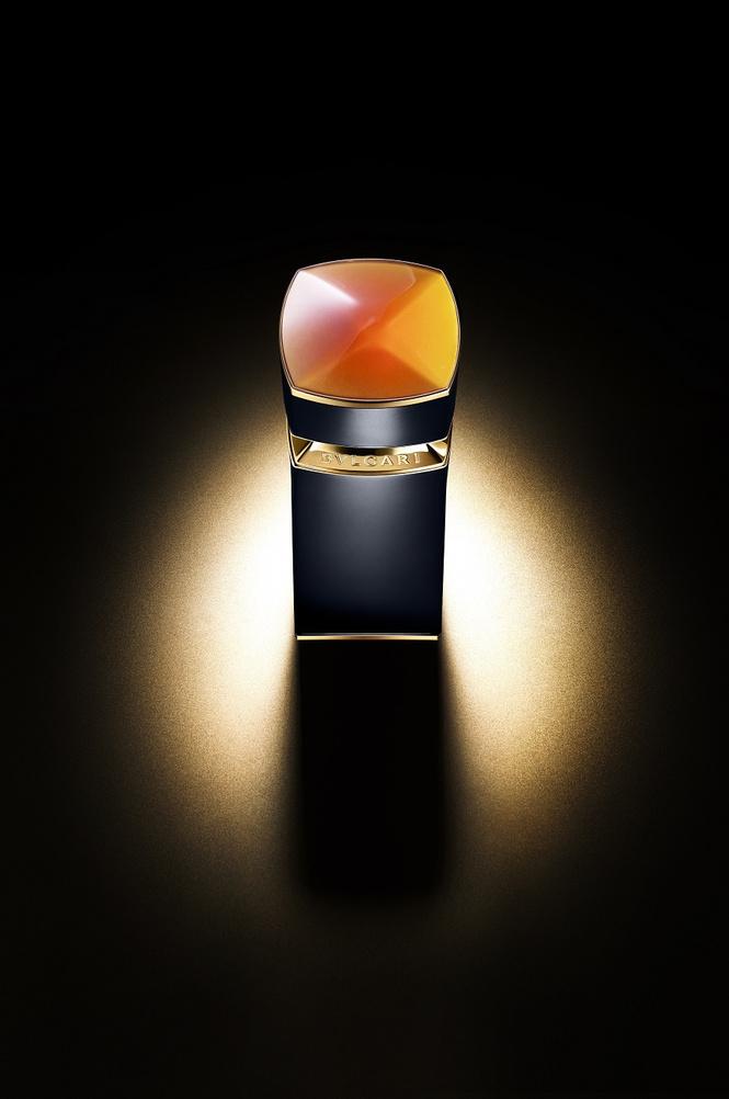 Шесть камней — шесть флаконов BVLGARI Шесть камней — шесть флаконов BVLGARI