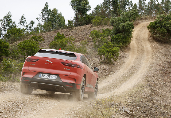Jaguar I-Pace: Илон Маск, сдавайся!