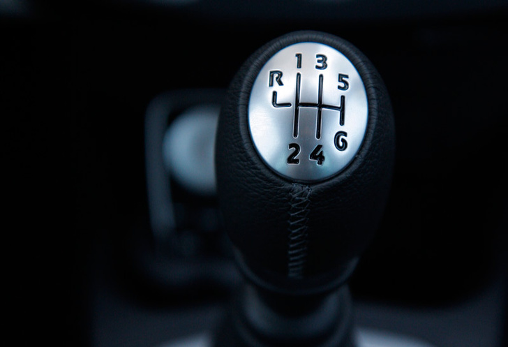 9 вредных водительских привычек, которые обходятся тебе в круглую сумму