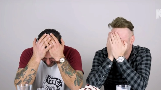 Иностранцы впервые пробуют русские салаты и честно говорят, как им такое (видео)