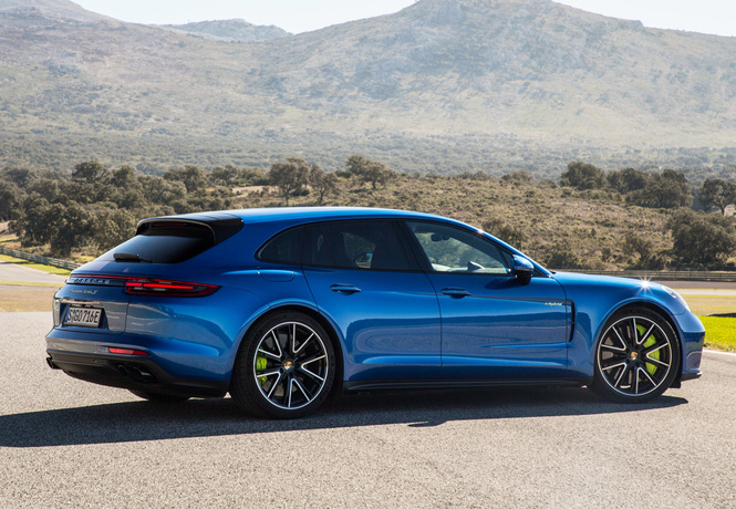 Гибрид Panamera Sport Turismo: он вам не «сарай»! Гибрид Panamera Sport Turismo: он вам не «сарай»!