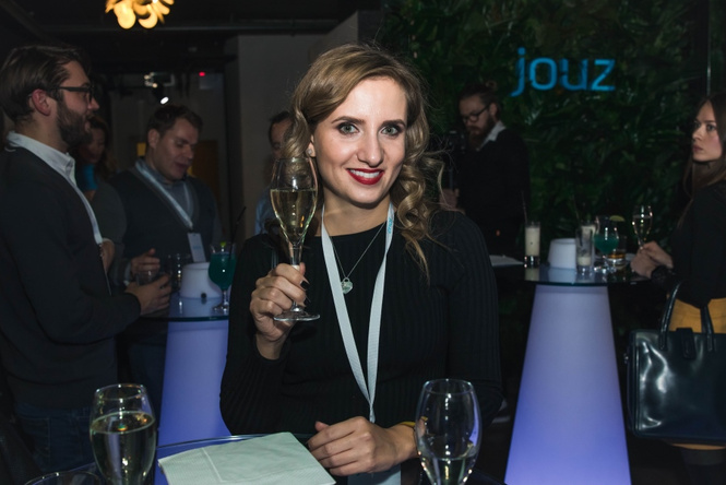 jouz запускает новую линейку устройств нагревания табака в России jouz запускает новую линейку устройств нагревания табака в России
