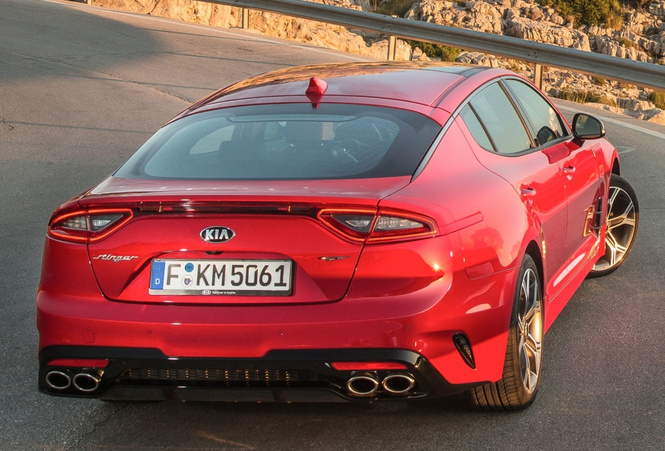 Kia Stinger — автомобиль, который меняет слишком многое, чтобы делать вид, что все по-прежнему Kia Stinger — автомобиль, который меняет слишком многое, чтобы делать вид, что все по-прежнему