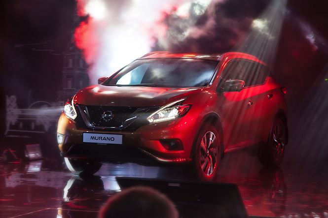 Сможет ли Nissan Murano поднять России экономику, а тебе — настроение? Сможет ли Nissan Murano поднять России экономику, а тебе — настроение?