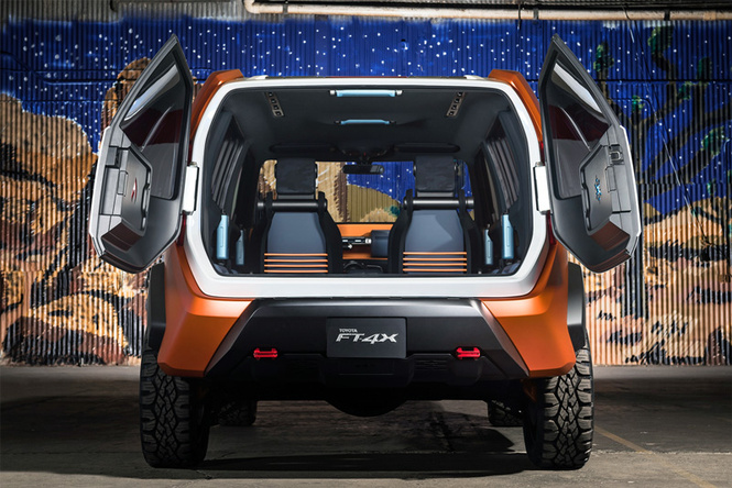 Toyota FT-4X показывает, что маленькие кроссоверы могут быть брутальными Toyota FT-4X показывает, что маленькие кроссоверы могут быть брутальными