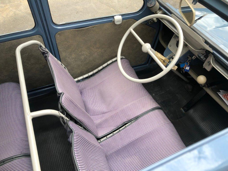 Citroen 2CV – «гадкий утенок», которого любили все