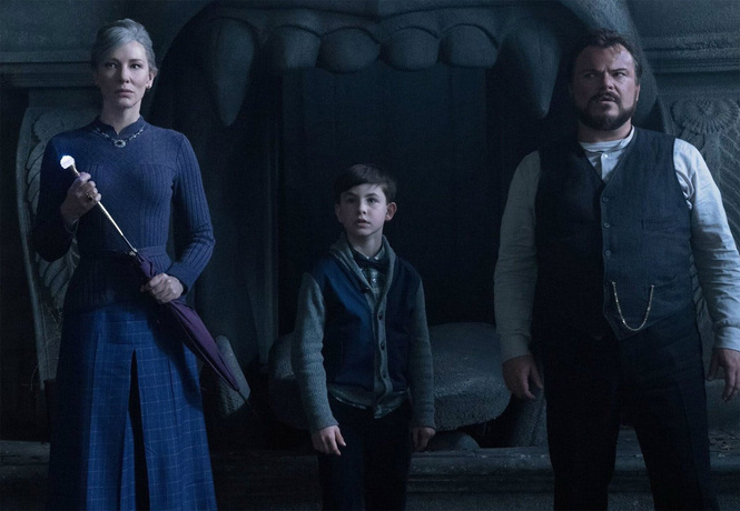 Готичный трейлер фильма «Тайна дома с часами» Готичный трейлер фильма «Тайна дома с часами»