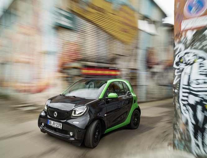 Как Smart Electric Drive попал в вишлист автомобильного редактора MAXIM? Как Smart Electric Drive попал в вишлист автомобильного редактора MAXIM?